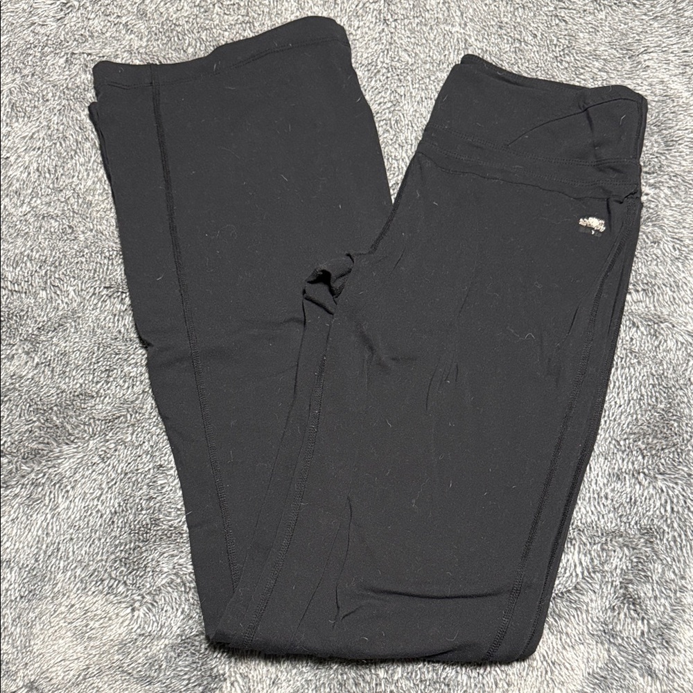Roots yoga pants